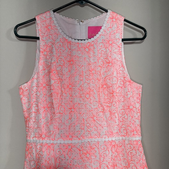 Lilly Pulitzer Ellen Embroidered Lasercut Dress Size 2 - Picture 15 of 15